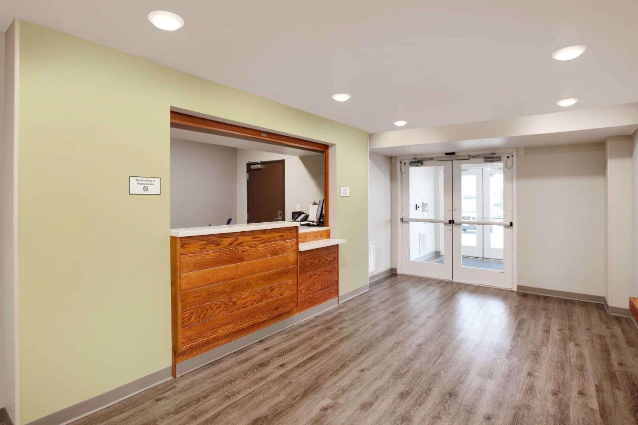 Woodspring Suites Plano - North Dallas Екстериор снимка