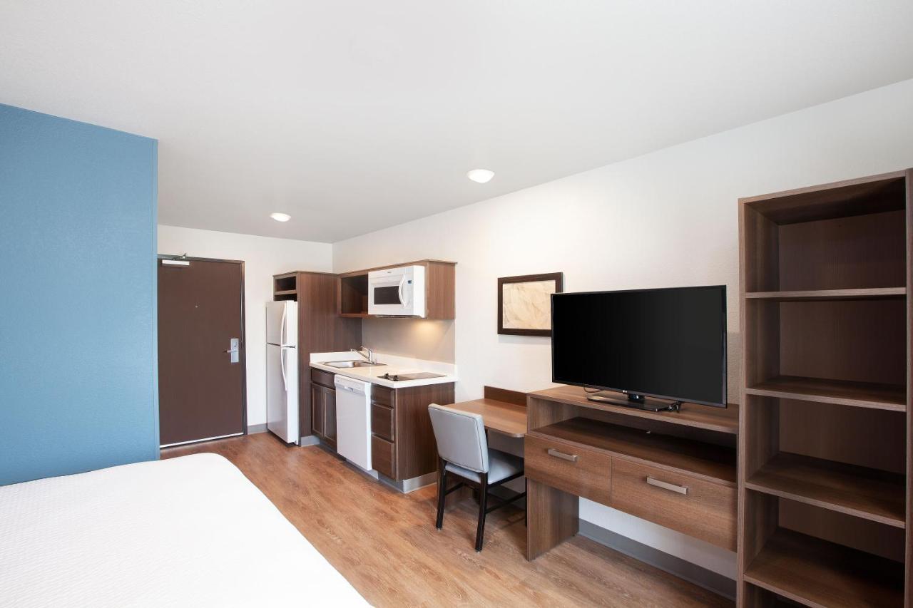 Woodspring Suites Plano - North Dallas Екстериор снимка