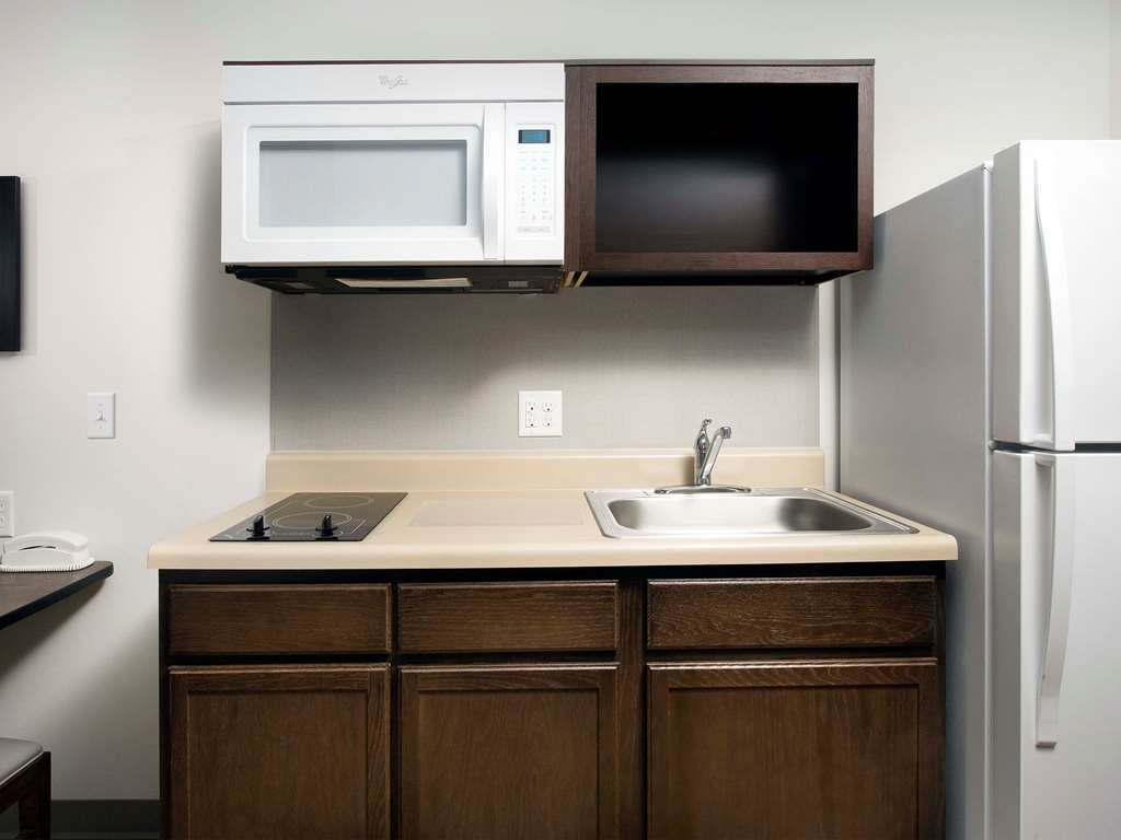 Woodspring Suites Plano - North Dallas Стая снимка